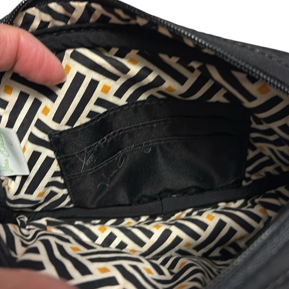 Vera Bradley Crossbody Camera Bag Quilted Silver Tone Black - Picture 6 of 7